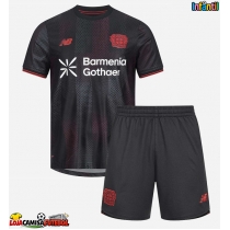 Camisa de Futebol Bayer Leverkusen Malik Tillman #10 Equipamento Principal Infantil 2025-26 Manga Curta (+ Calças curtas)